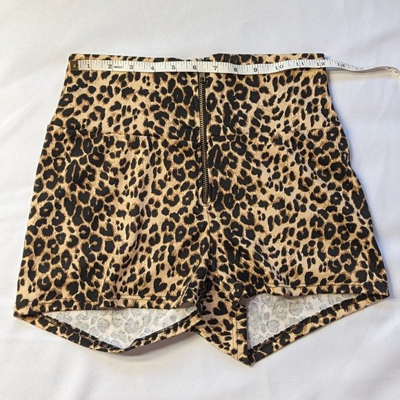 Small high-waisted form-fitting leopard print shorts w/ zipper EUC - Picture 3 of 5